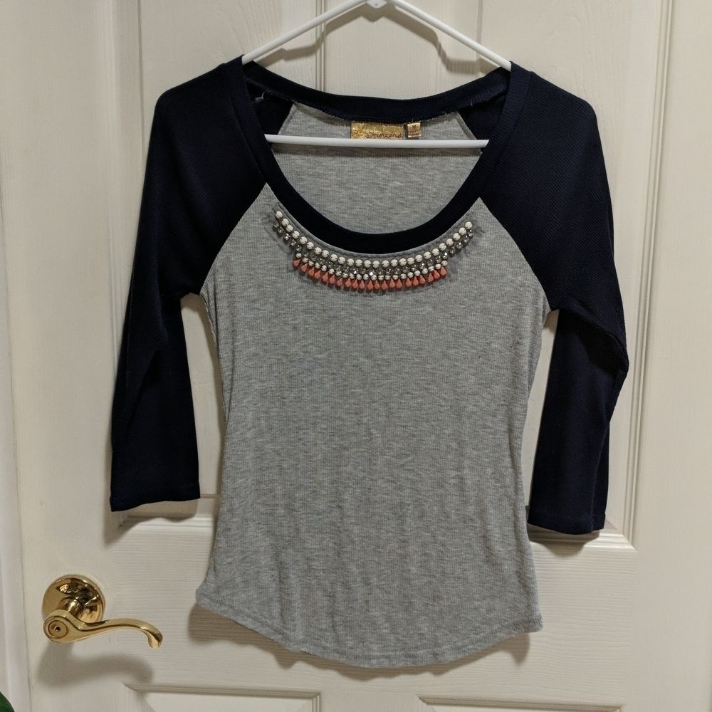 Princess Vera Wang Women's 3/4 Sleeve Embellished Fitted Tee Sz Med